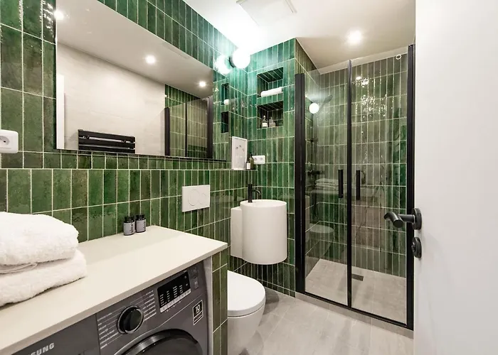 And Renovated Parisian Apartment, 6-7 Guests Appartement *